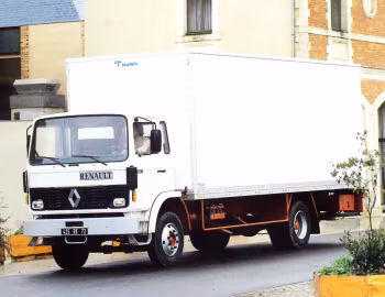 Renault Midliner S 130 avec Toutain fourgon