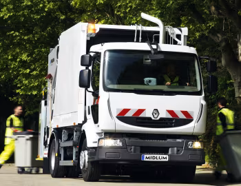 Renault Midlum refuse truck '2006–13