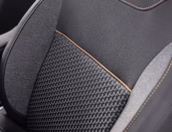 Interior Renault Oroch Iconic '2024–pr.