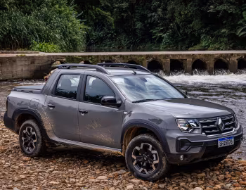 Renault Oroch Iconic '2024–pr.