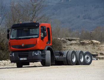 Renault Premium Lander Tridem 8×4×4 '2012–13