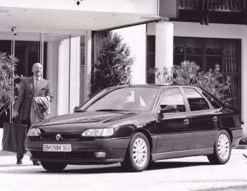 Renault Safrane Baccara [Worldwide] (B54E) '1992–96