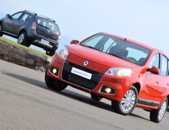 Renault Sandero '2011–14