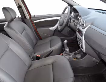 Интерьер Renault Sandero Stepway [Brazil] '2008–11