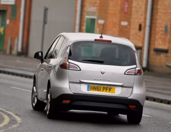 Renault Scénic [UK-spec] (JZ) '2012–13