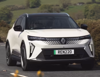 Renault Scénic E-Tech electric iconic [UK-spec] '2024–pr.