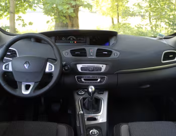 Торпедо Renault Scénic XMod [Worldwide] (JZ) '2013–15