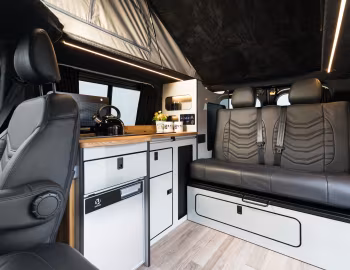 Interior Sterling Campervans Renault Trafic L1H1 Roamer Lux '07.2023–24