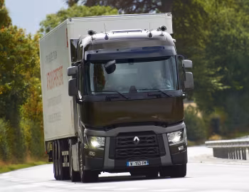 Renault T-Series Trucks '2013–pr.