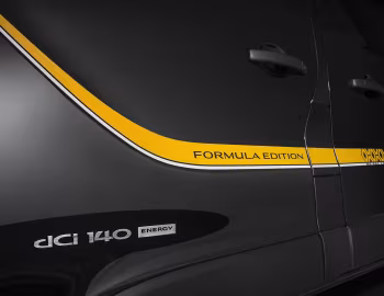 Renault Trafic "Formula Edition" [Australia] '2017