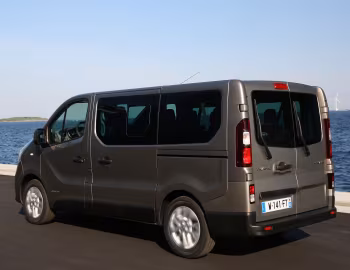 Renault Trafic Minibus [Worldwide] '2014–19