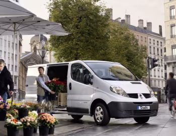 Renault Trafic Van [Worldwide] '2010–14