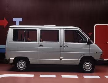 Renault Trafic Combi [Worldwide] '1981–86