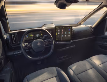 Front Panel Renault Trafic E-Tech electric Van [Worldwide] '2026