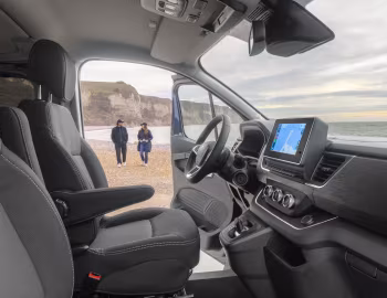 Interior Renault Trafic Escapade [Worldwide] (X82) '2025–pr.