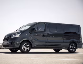 Renault Trafic SpaceClass LWB [Worldwide] '2017–19