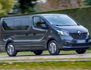 Renault Trafic SpaceClass [Worldwide] '2017–19