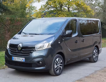Renault Trafic SpaceClass [Worldwide] '2017–19