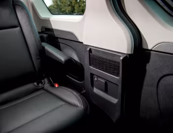 内饰 Renault Trafic SpaceClass [Worldwide] '2017–19