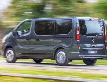 Renault Trafic SpaceClass [Worldwide] '2017–19