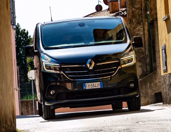 Renault Trafic SpaceClass LWB (X82) '2019–21