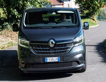 Renault Trafic SpaceClass LWB (X82) '2019–21