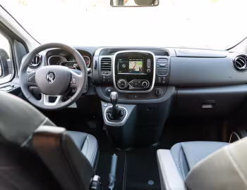 Front Panel Renault Trafic SpaceClass LWB (X82) '2019–21