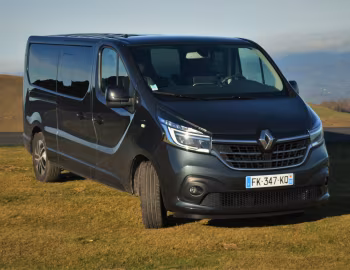 Renault Trafic SpaceClass LWB (X82) '2019–21