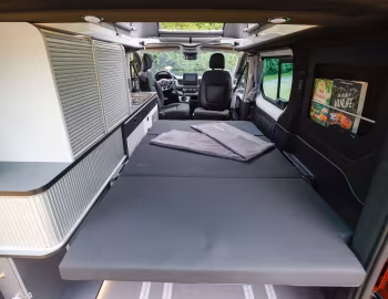 Interior Renault Trafic SpaceNomad [Worldwide] (X82) '2021–pr.