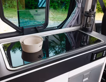 Interior Renault Trafic SpaceNomad [Worldwide] (X82) '2021–pr.