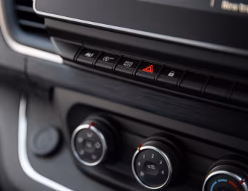 Interior Renault Trafic Van L1H1 [Australia] (X82) '2022–pr.