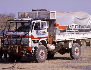 Renault TRM 4000 "Giraud Voyages" (SM8 4×4) '1979