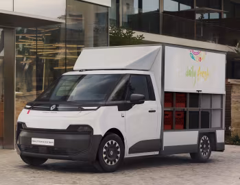 Renault Trucks E-Tech Trafic Single Cab Chassis Red Edition '2027
