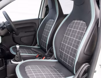 Інтэр'ер Renault Twingo "Iconic" [UK-spec] '11.2015–09.2019