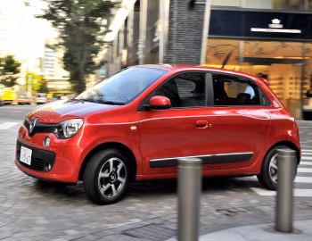 Renault Twingo Intens [Japan] '2016–19