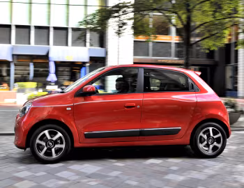 Renault Twingo Intens [Japan] '2016–19