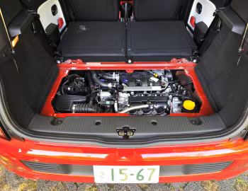 Bajo el capó Renault Twingo Intens [Japan] '2016–19