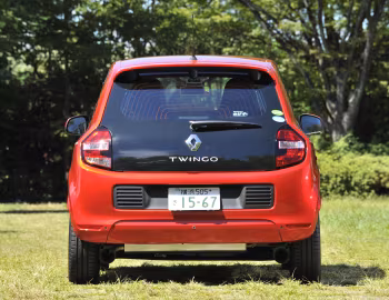Renault Twingo Intens [Japan] '2016–19