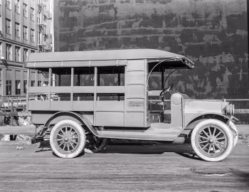 1921 REO Speed Wagon Ambulance