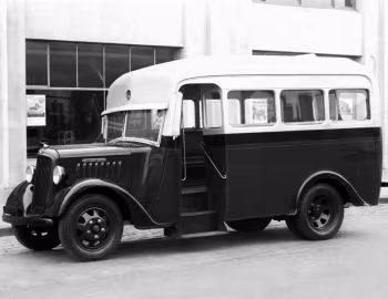 REO Speed Wagon Bus '1941–????