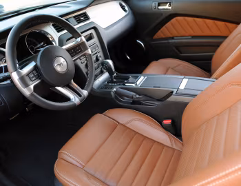 内饰 Retrobuilt Fastback '2012–至今