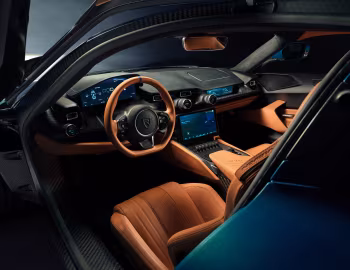 Интерьер Rimac Nevera '2021–н.в.