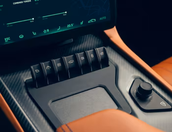 Интерьер Rimac Nevera '2021–н.в.