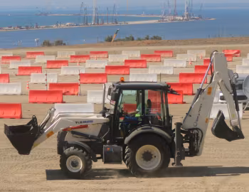 RM-Terex TLB825 '05.2012–20