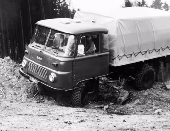Robur LO 2202 AKF Pritschenwagen