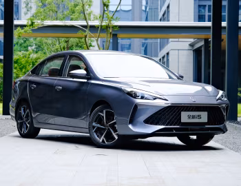 Roewe i5 '2023–н.в.