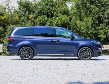 Roewe iMAX 8 '2020–23