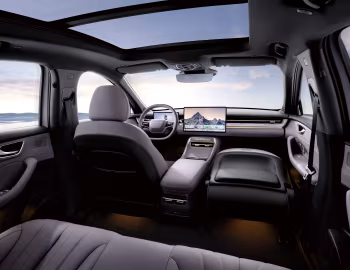Интерьер Roewe M7 DMH '2025–н.в.