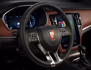 Интерьер Roewe RX5 '2016–20