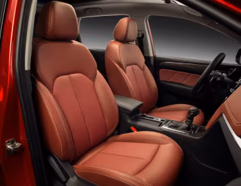 Интерьер Roewe RX5 '2016–20